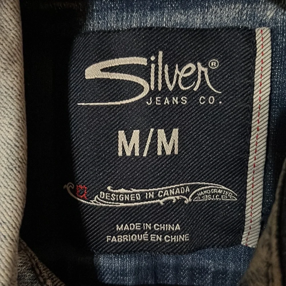 Silver Jeans Co. Vest distressed style - Picture 2 of 5